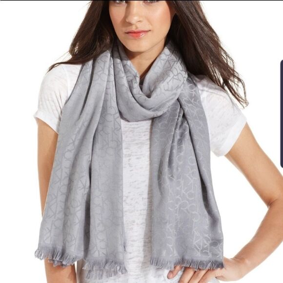 Calvin Klein Gray & Silver Monogram Scarf - Picture 1 of 5